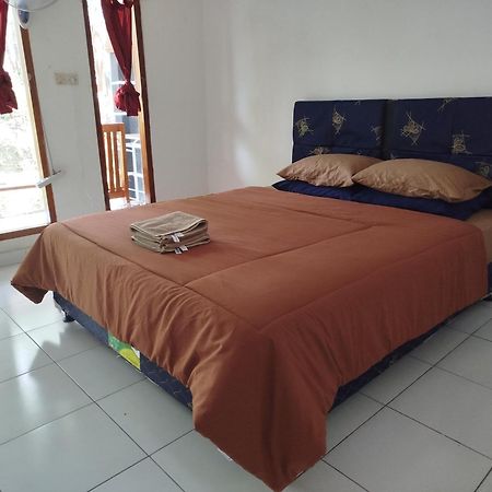 Tatasya Homestay Senaru Luaran gambar