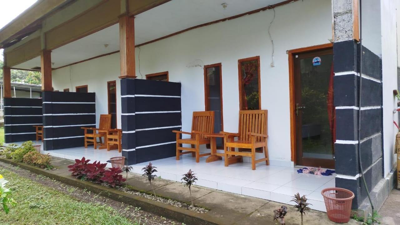 Tatasya Homestay Senaru Luaran gambar