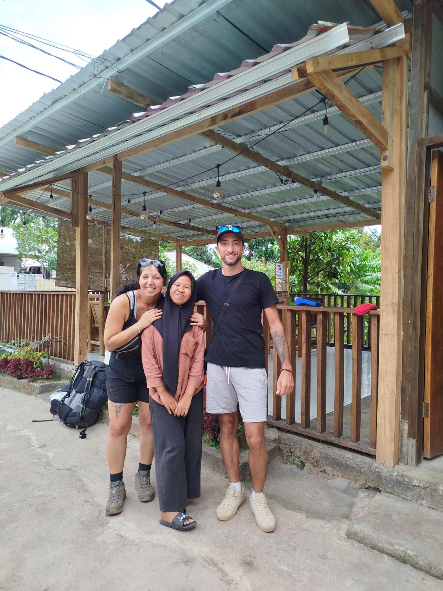 Tatasya Homestay Senaru Luaran gambar